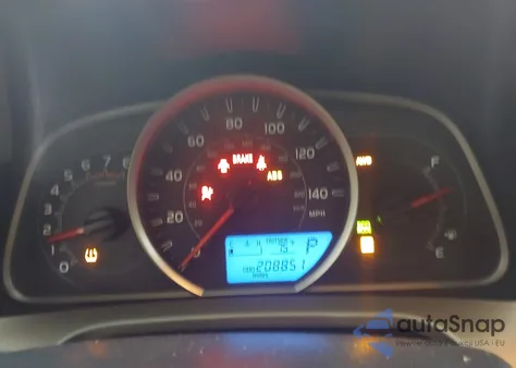 2015 Toyota Rav4 Xle z USA, uszkodzony, nr VIN 2T3RFREV2FW239925